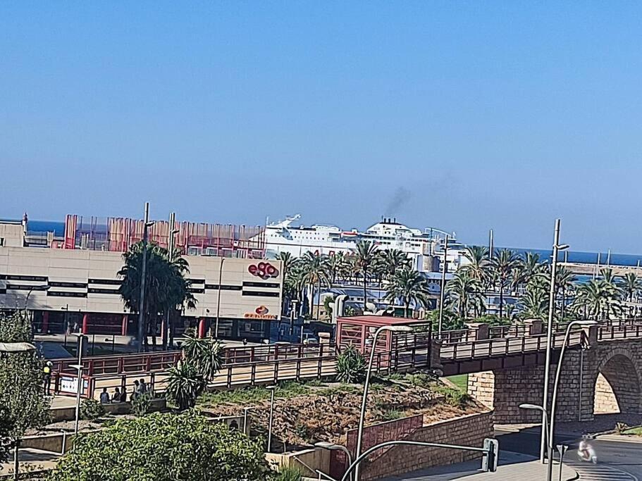 Acogedor Apartamento Frente Al Mar Elena Y Michele Almería Exterior foto